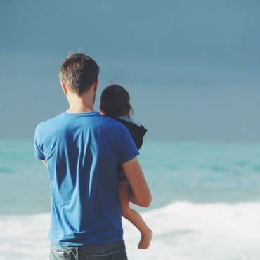 Està vigent l’ampliació del permís de paternitat a cinc setmanes a partir del 2018?
