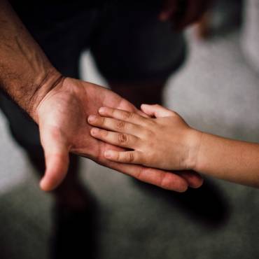 Empreses i treballadors han de complir les noves obligacions de la Llei de protecció a la infància enfront de la violència