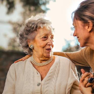 Revalorización de pensiones, prohibición de despidos, prórroga del salario mínimo interprofesional y otras novedades laborales para el año 2024