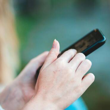 ¿Puedo deducir el ordenador o el móvil que uso para trabajar?