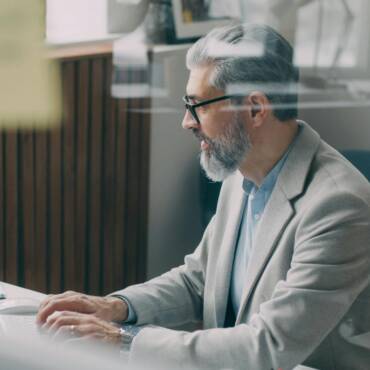 Retencions del treball: comunicació de dades del perceptor de rendes del treball al seu pagador o de la variació de les dades prèviament comunicades (model 145)