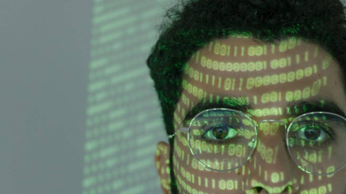 La intel·ligència artificial (IA) en l’empresa, quan pot justificar un acomiadament col·lectiu?