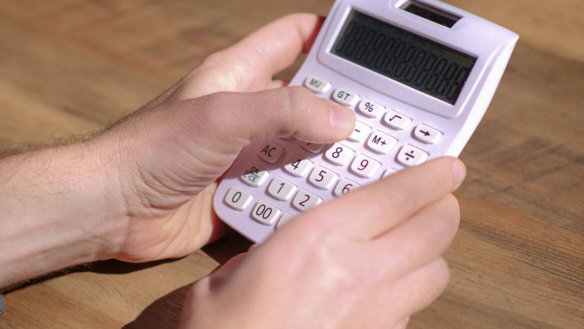 Com calcular correctament la base imposable de l’IVA i evitar problemes amb Hisenda